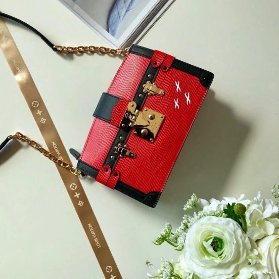 Vuitton TRUNK Louis CHANELUTCH 0803